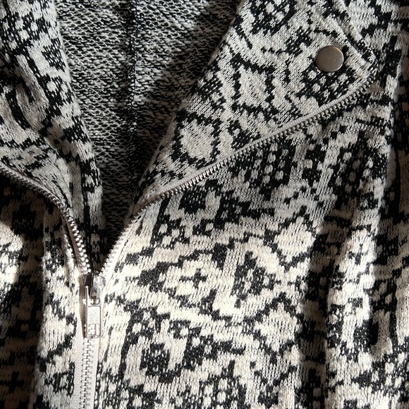 Style & Co Macys XL Jacket Black Cream Geometric pattern Comfy! - Picture 3 of 5